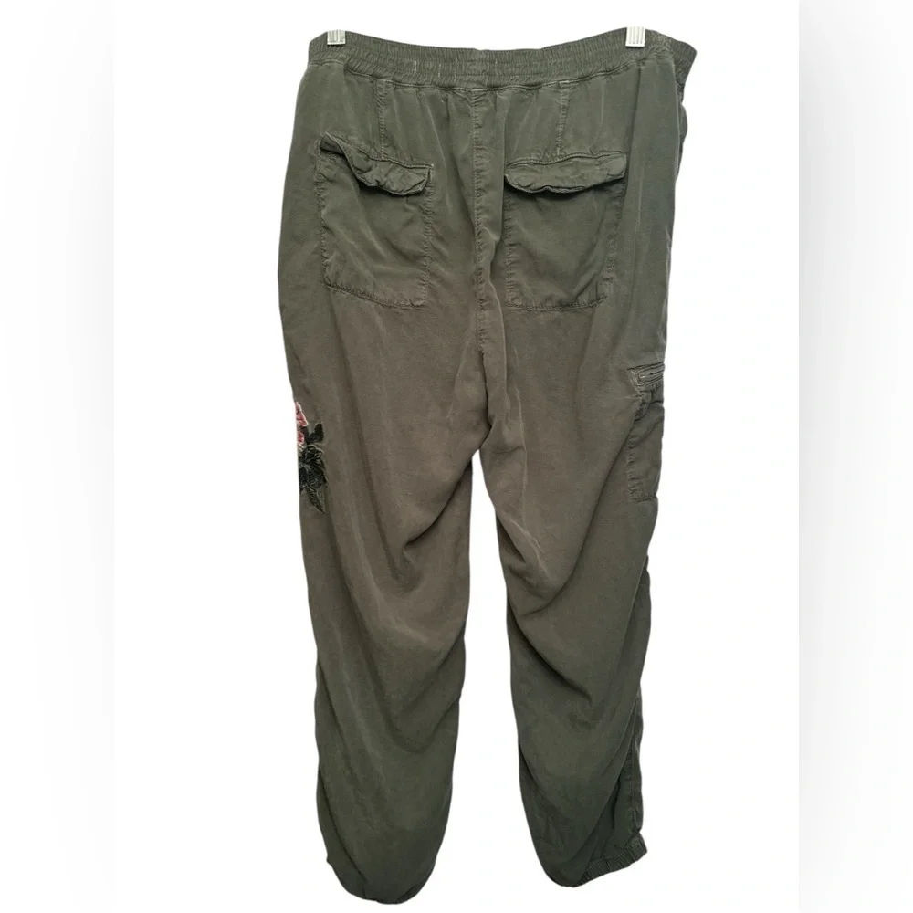 Postmark | Anthropologie Jarvis Olive Floral Embroidered Pants